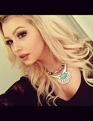 Fryzury Długie Na co dzień Kręcone Rozpuszczone Blond - 3111204