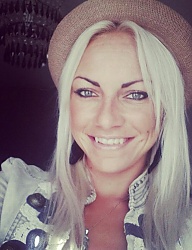 Fryzury Średnie Na co dzień Proste Rozpuszczone Blond - 2172790