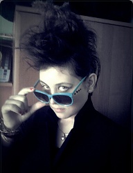 Fryzury Średnie Alternatywne Punk Rock - 470945