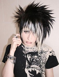 Fryzury Średnie Alternatywne EMO - 164450