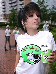 Fryzury Średnie Alternatywne EMO - 371218