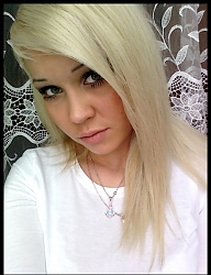 Fryzury Średnie Na co dzień Proste Rozpuszczone Blond - 1121683