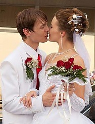 Fryzury Średnie Ślubne - 558155