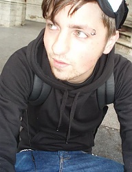 Fryzury Średnie Alternatywne EMO - 10293