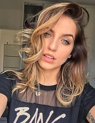 Fryzury Średnie Na co dzień Kręcone Rozpuszczone Blond - 3094516