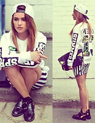Moda Inne Moda uliczna - 1819108