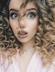 Fryzury Średnie Na co dzień Kręcone Rozpuszczone Blond - 3147971