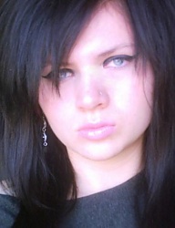 Fryzury Średnie Alternatywne EMO - 62428