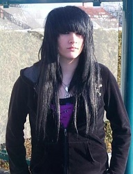 Fryzury Średnie Alternatywne EMO - 211395