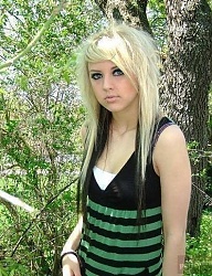 Fryzury Średnie Alternatywne EMO - 75873