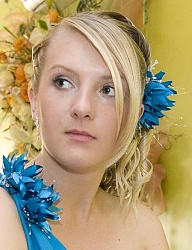 Fryzury Długie Ślubne Kręcone Rozpuszczone Blond - 1262243