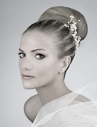 Fryzury Średnie Ślubne - 467112