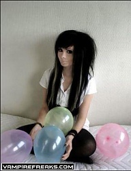 Fryzury Średnie Alternatywne EMO - 107993
