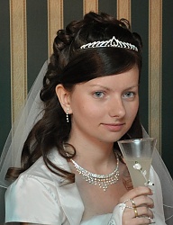 Fryzury Średnie Ślubne - 992162
