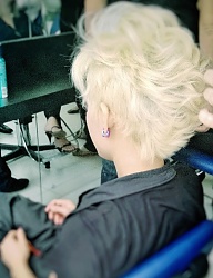 Fryzury Krótkie Na co dzień Kręcone Rozpuszczone Blond - 2552565