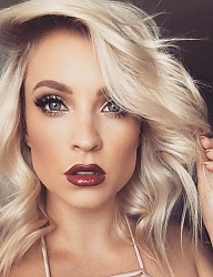 Fryzury Średnie Na co dzień Kręcone Rozpuszczone Blond - 3218373