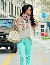 Moda Spodnie Jeansy - 1822922