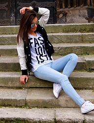 Moda Spodnie Jeansy - 2577591