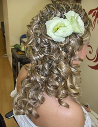 Fryzury Długie Ślubne Kręcone Rozpuszczone Blond - 1187608