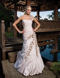 Moda Ślub Suknie ślubne - 579618