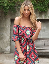 Moda Sukienki Dzienne - 1736466