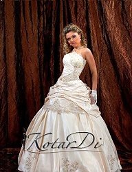 Moda Ślub Suknie ślubne - 2408677