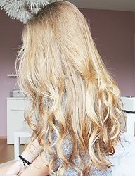 Fryzury Długie Na co dzień Kręcone Rozpuszczone Blond - 2148382