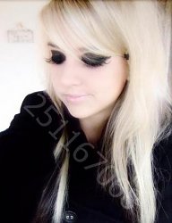 Fryzury Średnie Alternatywne EMO - 25433