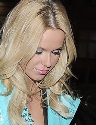 Fryzury Długie Fryzury gwiazd Kręcone Rozpuszczone Blond - 2055951