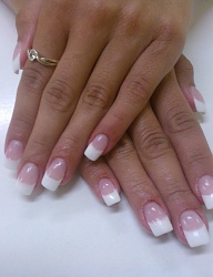Paznokcie Akryl French Kwadratowe - 2392664