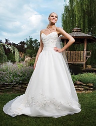 Moda Ślub Suknie ślubne - 579616