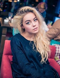 Fryzury Długie Na co dzień Kręcone Rozpuszczone Blond - 3029580