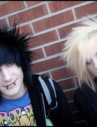 Fryzury Średnie Alternatywne EMO - 92926