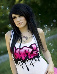 Fryzury Średnie Alternatywne EMO - 178390
