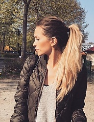Fryzury Długie Na co dzień Proste Upięcie - 3135376