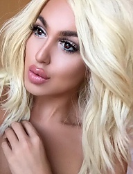 Fryzury Średnie Na co dzień Kręcone Rozpuszczone Blond - 2996258