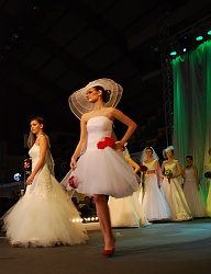 Moda Ślub Suknie ślubne - 985260