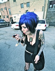 Fryzury Średnie Alternatywne Punk Rock - 413421