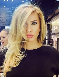 Fryzury Średnie Na co dzień Kręcone Rozpuszczone Blond - 2992735