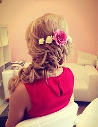 Fryzury Długie Ślubne Kręcone Upięcie Blond - 2735996