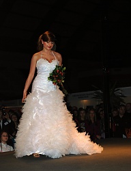 Moda Ślub Suknie ślubne - 985258