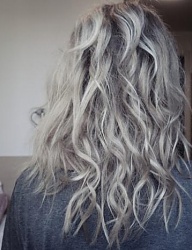 Fryzury Długie Na co dzień Kręcone Rozpuszczone Blond - 1236148
