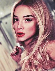 Fryzury Średnie Na co dzień Kręcone Rozpuszczone Blond - 2976960