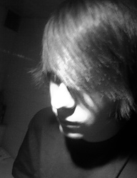 Fryzury Średnie Alternatywne EMO - 970715