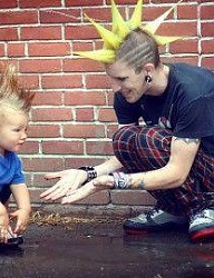 Fryzury Męskie Krótkie Alternatywne Punk Rock Kolorowe - 1124259