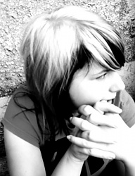 Fryzury Średnie Alternatywne EMO - 279512