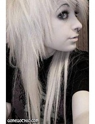 Fryzury Średnie Alternatywne EMO - 240479