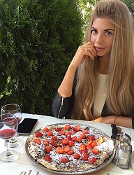 Fryzury Długie Na co dzień Proste Rozpuszczone Blond - 3085429