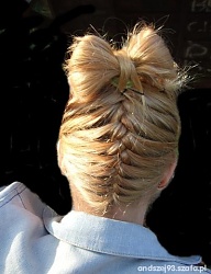 Fryzury Średnie Na co dzień Proste Upięcie Blond - 2563532