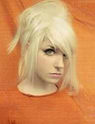 Fryzury Średnie Alternatywne EMO - 175504
